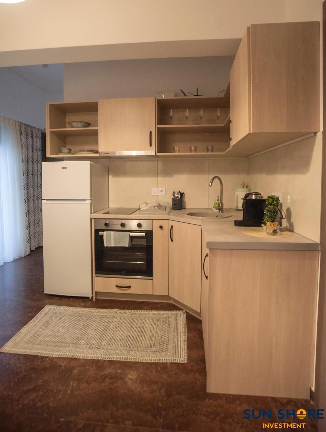 Explore Greece From Lovely City Centre Apartment Chalkís Exteriör bild
