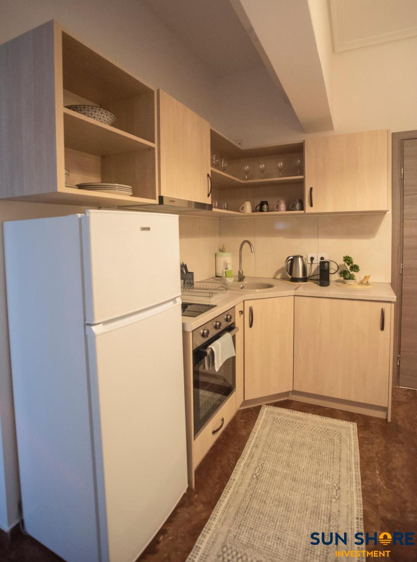 Explore Greece From Lovely City Centre Apartment Chalkís Exteriör bild