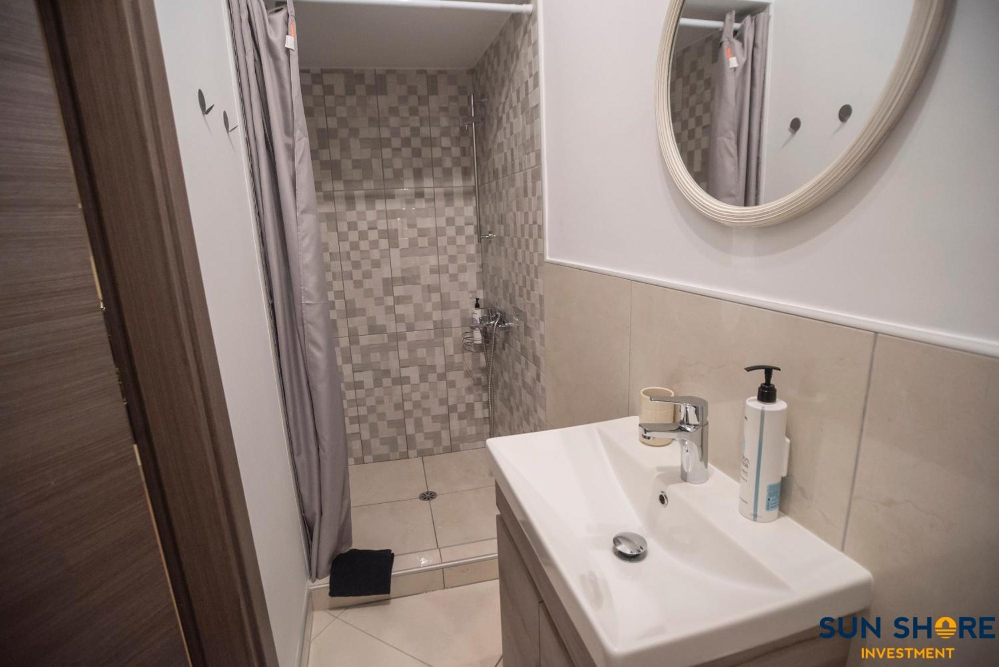 Explore Greece From Lovely City Centre Apartment Chalkís Exteriör bild
